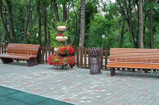 Recreation area near flower basket