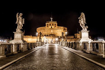 Rome by night - Sant'angelo Castle bridge