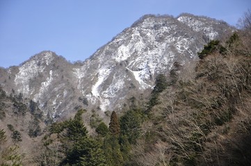 Fototapeta premium 西丹沢 冬の大笄と小笄