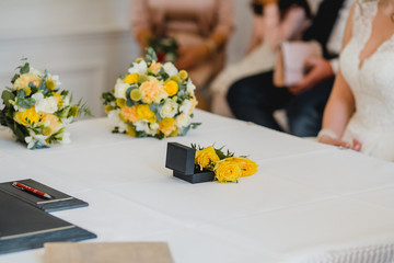 wedding flowers bride bouquet rings