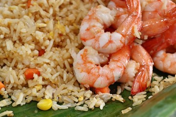Shrimp fried rice in street food