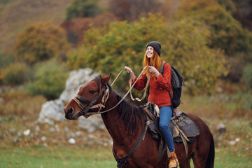 Obraz premium woman riding a horse