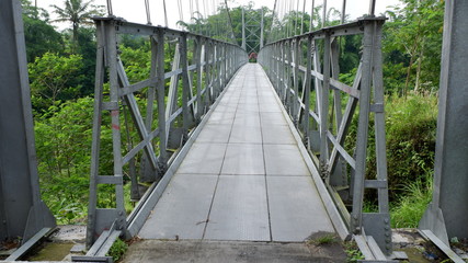 walk on the suspension bridge