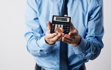 business calculator bitcoin finance