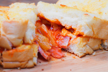 Sandwich grilled ้ham cheese