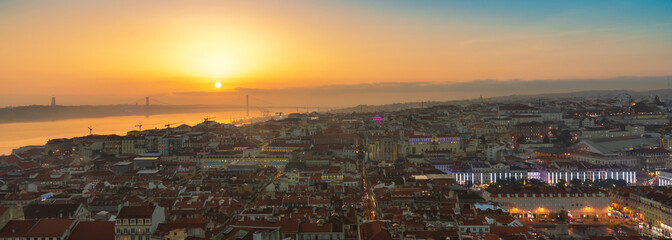 Fototapeta premium Panorama of Lisbon by Golden Hour