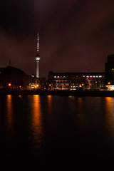 Fototapeta na wymiar Fernsehturm Berlin