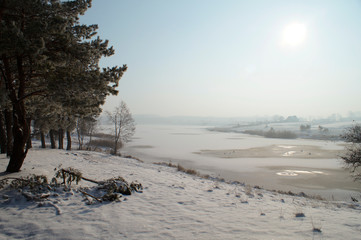 zimowe jezioro