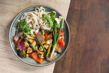Wok vegetables with noodles