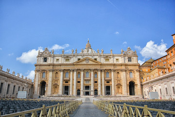 Fototapeta na wymiar St. Peter's Basilica, St. Peter's Square