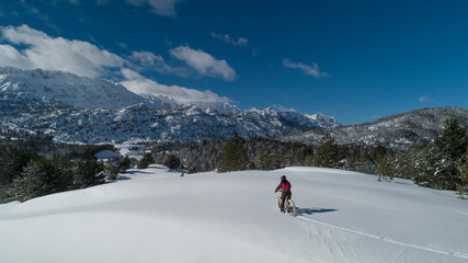 professional bike driver and fatbike adventure