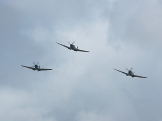 Fototapeta na wymiar Spitfire Flypast 2