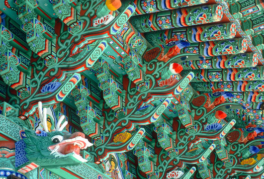 Roof detail - Tapsa Temple, Mt. Maisan, Horse Ear Mountain)