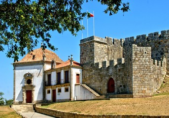 Castelo de Santa Maria da Feira e Capela