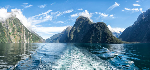 Milford Sound Fjordland, New Zealand, South Island, NZ - obrazy, fototapety, plakaty