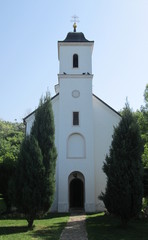 Fototapeta na wymiar Fruskogorski monastery Petkovina in national park Fruska Gora, Serbia