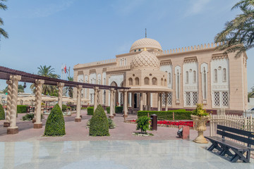 Garden of Jumeirah Mosque in Dubai, UAE
