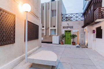 Narrow alley in Muharraq, Bahrain © Matyas Rehak