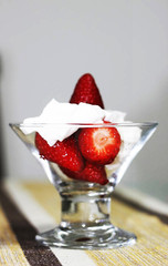 taça chantili morango