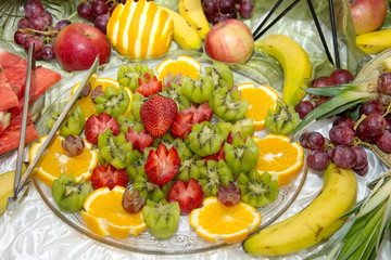 Obraz na płótnie Canvas Fresh fruit party plate on a table