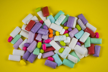 Chewing or bubble gum,fresh chewing gum 