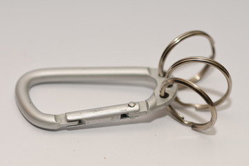 aluminum carabiner with 3 rings