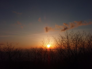 冬の八ヶ岳 ～ 山麓より見送る夕日