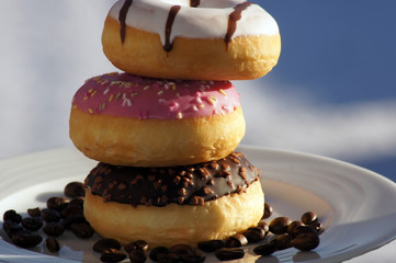 Bunte Donuts Freisteller Nahaufnahme