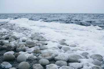 Fototapeta na wymiar ice stones by the river
