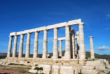 Fototapeta premium The Temple of Poseidon at Cape Sounion, Greece