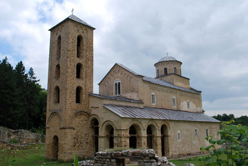 Fototapeta na wymiar The ancient Sopoćani monastery in Serbia
