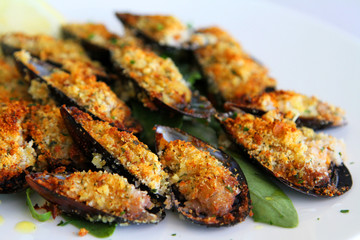 piatto ci cozze gratinate
