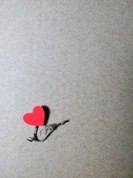 Coraz&oacute;n de cart&oacute;n