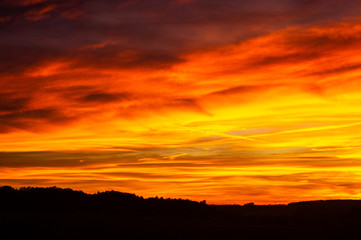 Goldener Sonnenuntergang