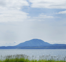Fototapeta premium 草 海 空 雲 山 素材