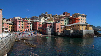 mar mediterraneo a genova in italia in europa