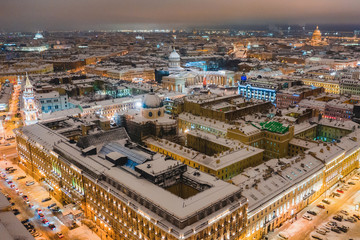 Night ponorama overlooking the winter center of St. Petersburg.