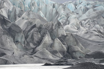 Ghiacciao islandese laguna di iceberg e lingue di ghiaccio