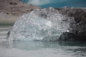 Ghiacciao islandese laguna di iceberg e lingue di ghiaccio
