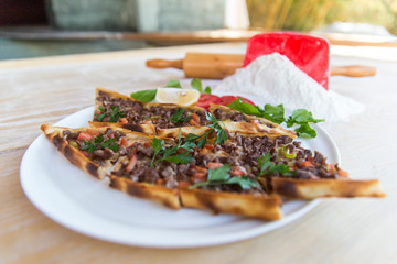 Turkish Pide and Lahmacun