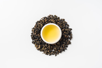 fresh taiwan oolong tea and cup