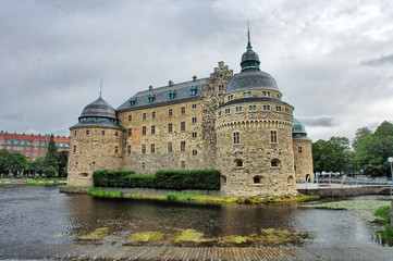 Örebro Castle -  a medieval castle fortification in Örebro, Närke, Sweden.
 - obrazy, fototapety, plakaty
