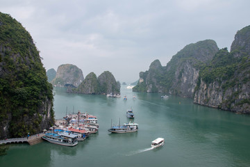 Ships at Hang Sung Sot