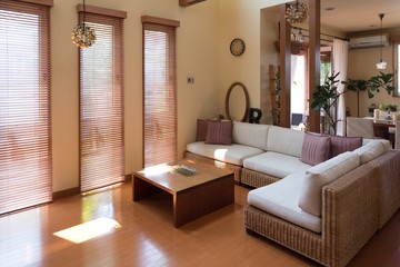 リビングとソファー