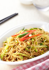 Delicious Chinese cuisine, Cantonese fried noodles