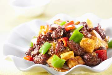 Delicious Chinese cuisine, fried beef