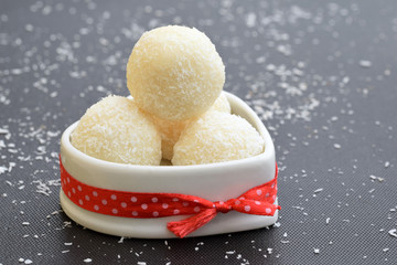 Homemade unbaked coconut balls