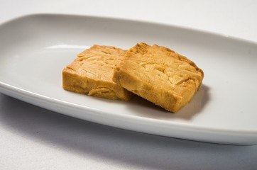 Almond cookies
