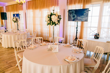 guest table decoration