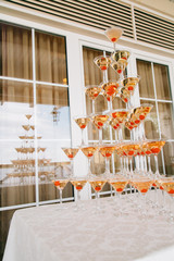 pyramid of champagne glasses